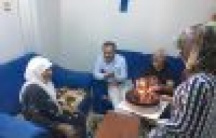 Emine teyzeye doğum günü sürprizi