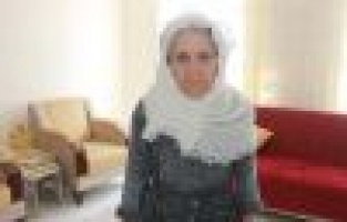 Evi yanan yaşlı kadının yüzü güldü