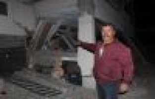 Evler yıkıldı 13 kişi yaralandı