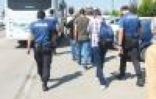 FETO’dan gözaltına alınan 13 kişiden 6’sı tutuklandı