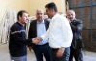 FIRAT, KAPI KAPI GEZİYOR