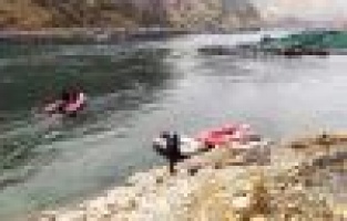 Fırat Nehri'nde 10 gündür tüm ekipler, kayıp sürücüyü arıyor