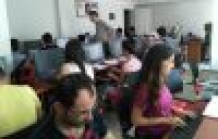 Gençler ‘F Klavye’ kurslarına büyük ilgi gösteriyor