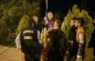 Gençlerin yardımına itfaiye yetişti