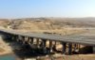 Göksu Köprüsü’nün Ayakları Kurtarılıyor