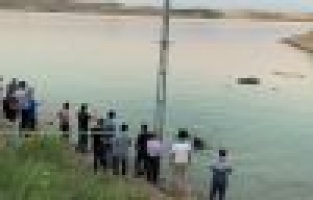 Gölete giren genç boğuldu