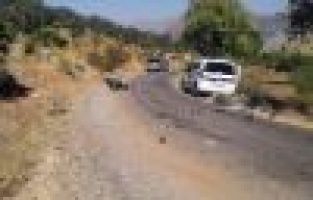 Hafif ticari araç ile motosiklet çarpıştı: 1 ölü