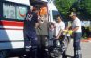 Hafif ticari araç şarampole yuvarlandı: 5 yaralı