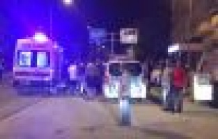 Hafif ticari araçlar çarpıştı: 5 Yaralı