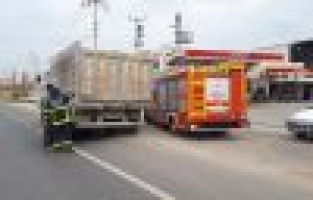 Hafriyat yüklü kamyonda yangın  