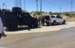 Hain saldırıda iş yerleri de zarar gördü