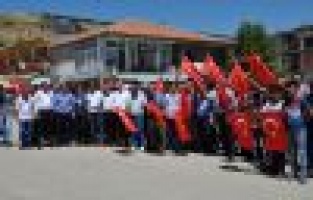 Hain saldırının yaşandığı ilçede teröre lanet yürüyüşü 