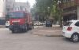 Havalandırma boşluğunda çıkan yangın paniğe neden oldu