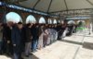 Hayatını kaybeden anne ve kızı yan yana defnedildi