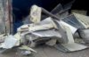 Hırsızlar çaldıkları malzemelerle birlikte yakalandı