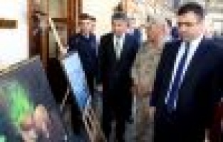 Hükümlülerin el emeği göz nuru eserler sergilendi