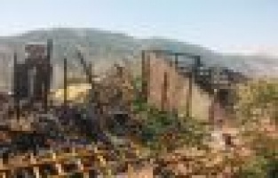 İkamette çıkan yangın evi kullanılamaz hale getirdi