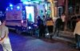 İki grup arasında bıçaklı kavga: 1 yaralı