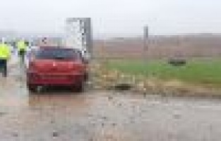 İki otomobil çarpıştı: 1 ölü, 3 yaralı