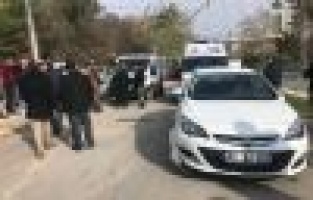 İki otomobil çarpıştı: 1 Yaralı