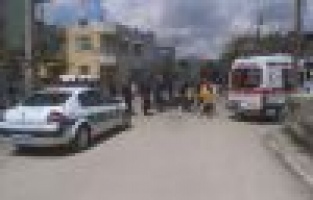 İKİ OTOMOBİL ÇARPIŞTI: 1 YARALI