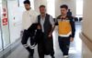 İki otomobil çarpıştı: 1 yaralı