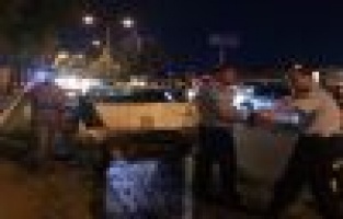 İki otomobil çarpıştı: 3 Yaralı