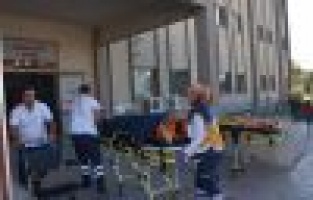 İki otomobil çarpıştı: 4 Yaralı