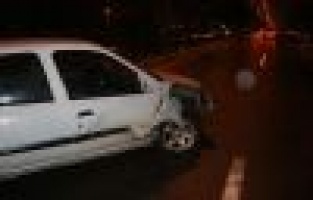 İki otomobil çarpıştı: 4 yaralı