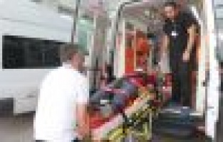 İki otomobil çarpıştı: 4 Yaralı