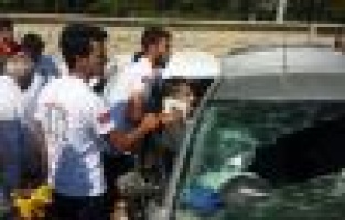 İki otomobil çarpıştı: 4 yaralı