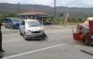 İki Otomobil Çarpıştı: 5 Yaralı