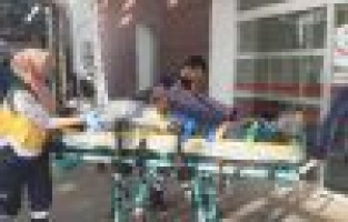 İki otomobil kafa kafaya çarpıştı: 1 yaralı