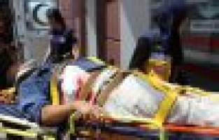 İnşaattan düşen işçi yaralandı