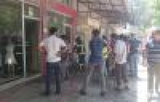  İş yerinde çıkan yangın paniğe neden oldu  