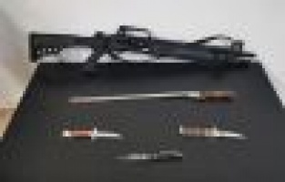 Jandarma uyuşturucu ve silah ele geçirdi