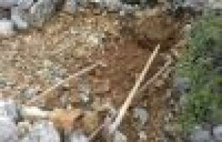 Kaçak kazı yapan şahıslar yakalandı