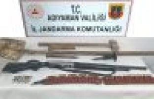 Kaçak kazı yapanlar suçüstü yakalandı