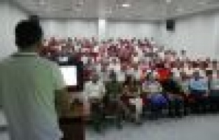  Kahta Devlet Hastanesi çalışanları bir araya geldi