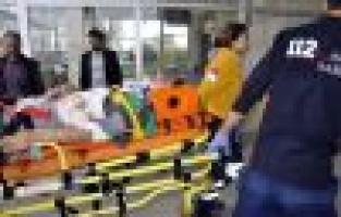 Kahta'da Öğrenci Servisi Kaza Yaptı: 1’i Ağır 8 Yaralı