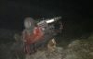 Kamyonet şarampole yuvarlandı: 1 yaralı