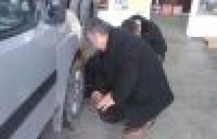 Kar Zincir Satıcılarının Yüzünü Güldürdü