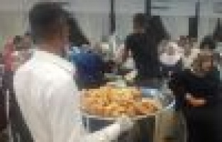 Kına töreninde tatlı yerine çiğköfte dağıtıldı