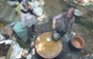 Kışlık Erzaklar Hazırlanıyor 