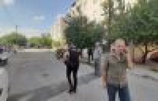 Komşu kavgasını polisler ayırdı