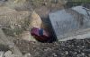 Köprü inşaatına uçtular: 2 yaralı