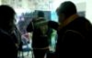 Koronayı umursamadan kumara devam ettiler