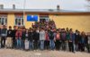  Köy öğrencilerinden Mehmetçiğe destek