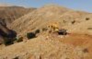 Köy Yolları Genişletiliyor