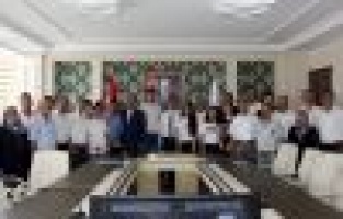 LGS birincileri altınla ödüllendirildi